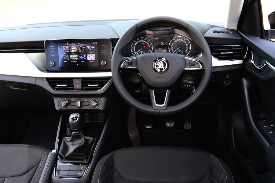 Торпедо Skoda Scala 2019 года  (UK) (фото 36 из 40)